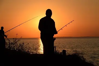 Pesca en la laguna de Junín